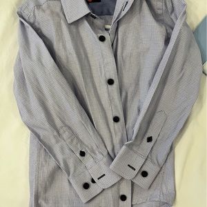 Boys button up. Dry cleaned. Perfect quality size 6